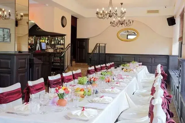https://honeypot0.s3.amazonaws.com/1703757309148-gallery-CASA%20RIVOLI%20%283%29.webp