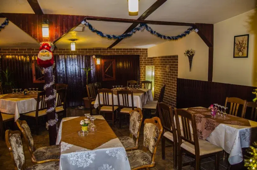 https://honeypot0.s3.amazonaws.com/1703847830690-gallery-RESTAURANT%20CABANA%20%283%29.webp