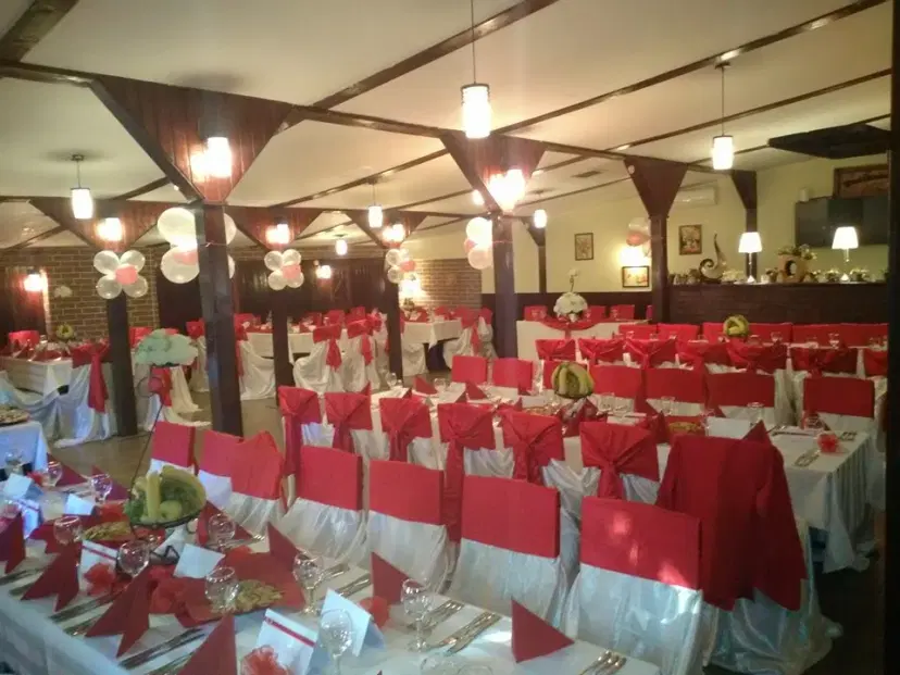 https://honeypot0.s3.amazonaws.com/1703847832355-gallery-RESTAURANT%20CABANA%20%285%29.webp