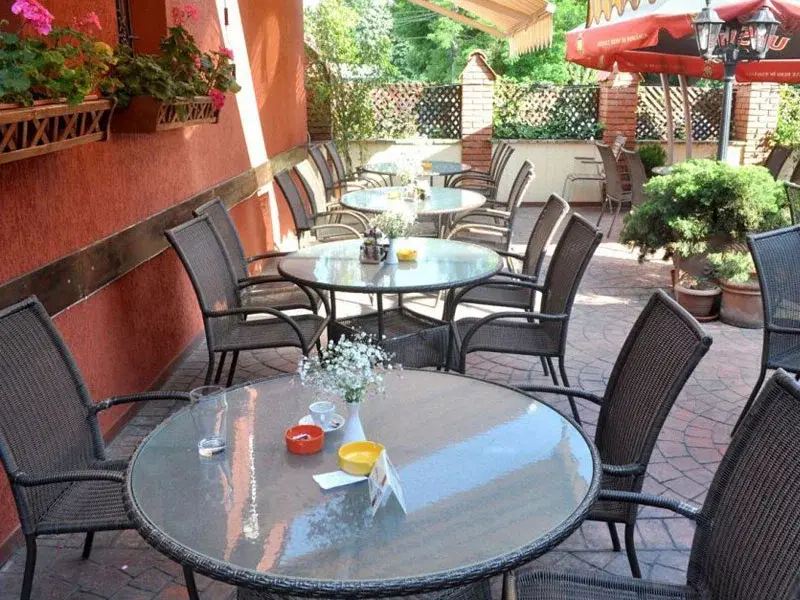 https://honeypot0.s3.amazonaws.com/1703849421056-gallery-RESTAURANT%20PROVENCE%20%287%29.webp