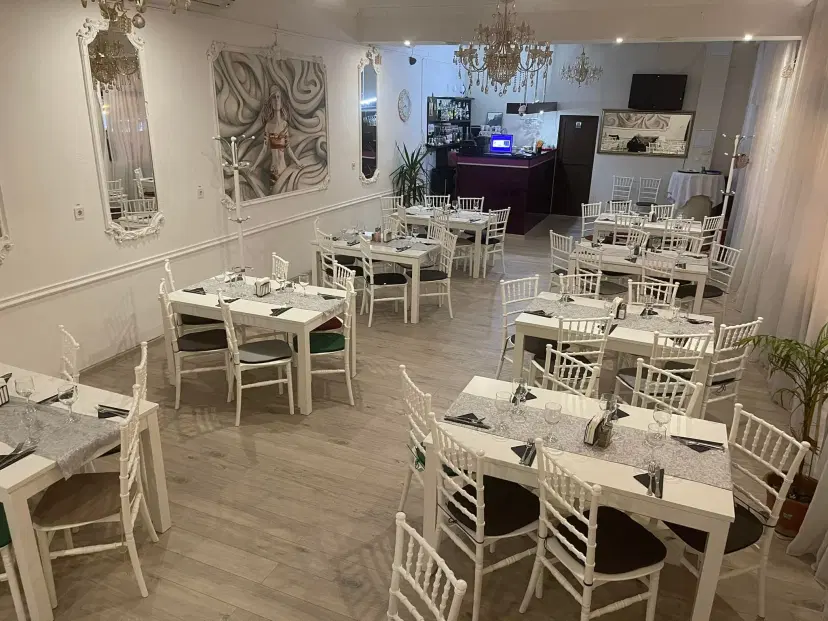 https://honeypot0.s3.amazonaws.com/1703850266916-gallery-RESTAURANT%20CASA%20LUICA%20%286%29.webp