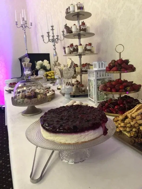 https://honeypot0.s3.amazonaws.com/1703852017597-gallery-CASA%20VOICU%20%20%284%29.webp