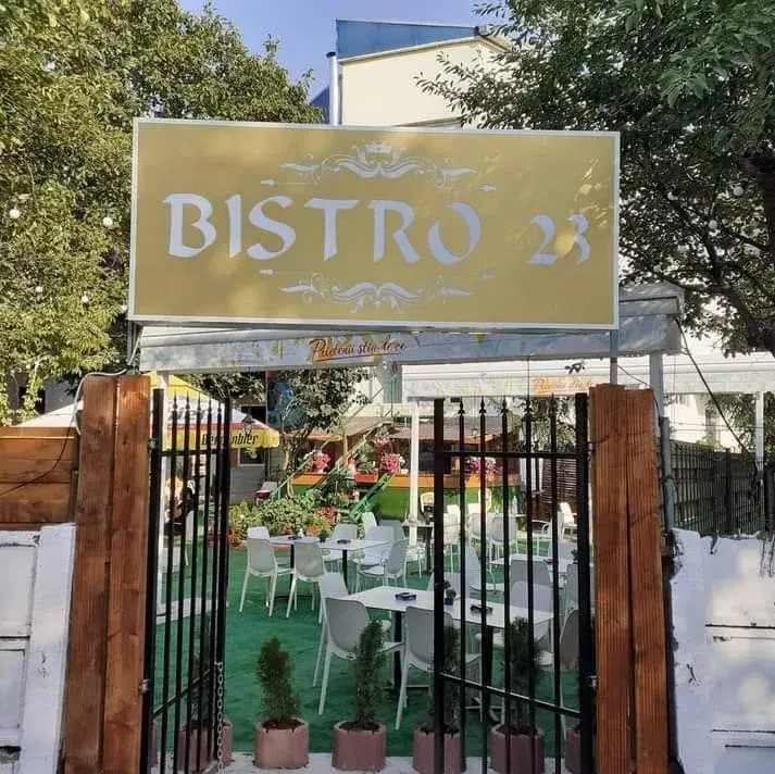 https://honeypot0.s3.amazonaws.com/1703856224638-gallery-BISTRO%2023%20%282%29.webp