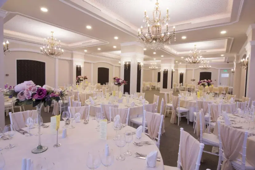 https://honeypot0.s3.amazonaws.com/1703857336674-gallery-RESTAURANT%20EXCELLENCE%20%282%29.webp