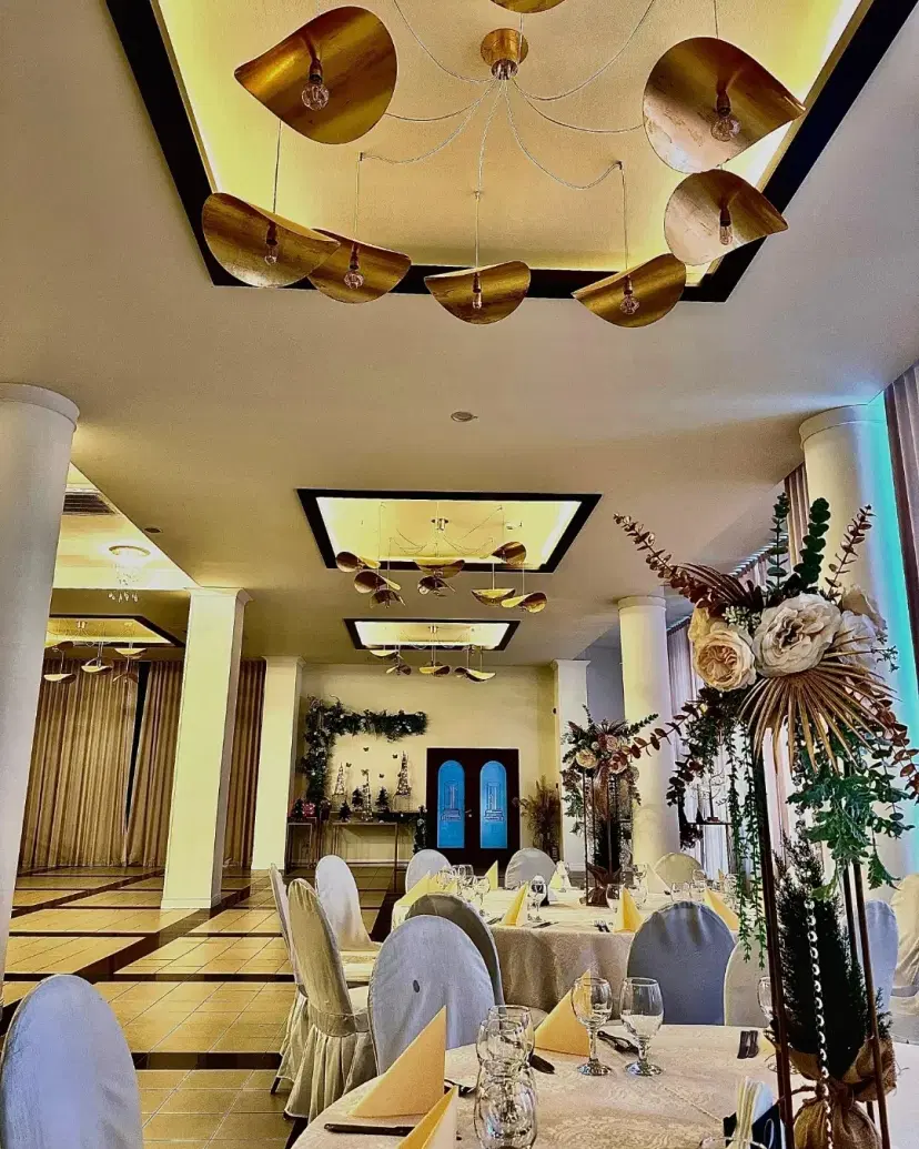 https://honeypot0.s3.amazonaws.com/1704269485357-gallery-HOTEL%20VIA%20AURELIA%20%285%29.webp