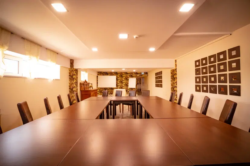 https://honeypot0.s3.amazonaws.com/1704269487103-gallery-HOTEL%20VIA%20AURELIA%20%287%29.webp