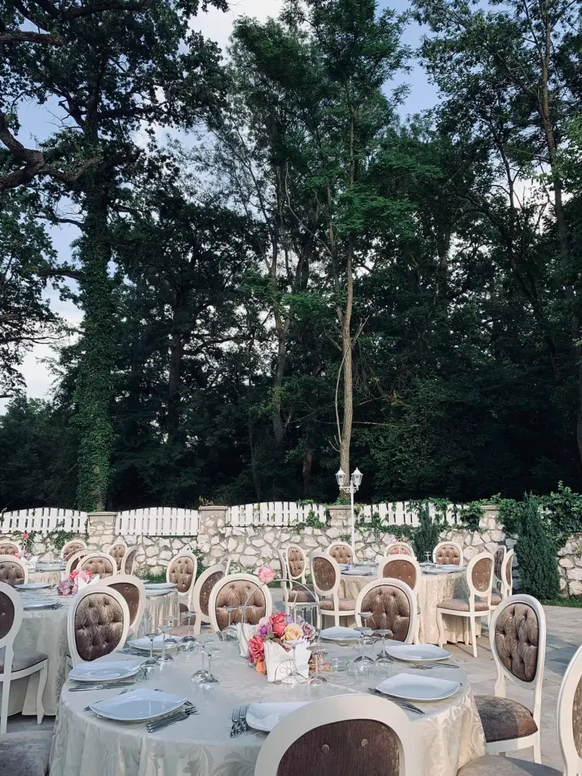 https://honeypot0.s3.amazonaws.com/1704285482994-gallery-IVY%20EVENTS%20%283%29.webp