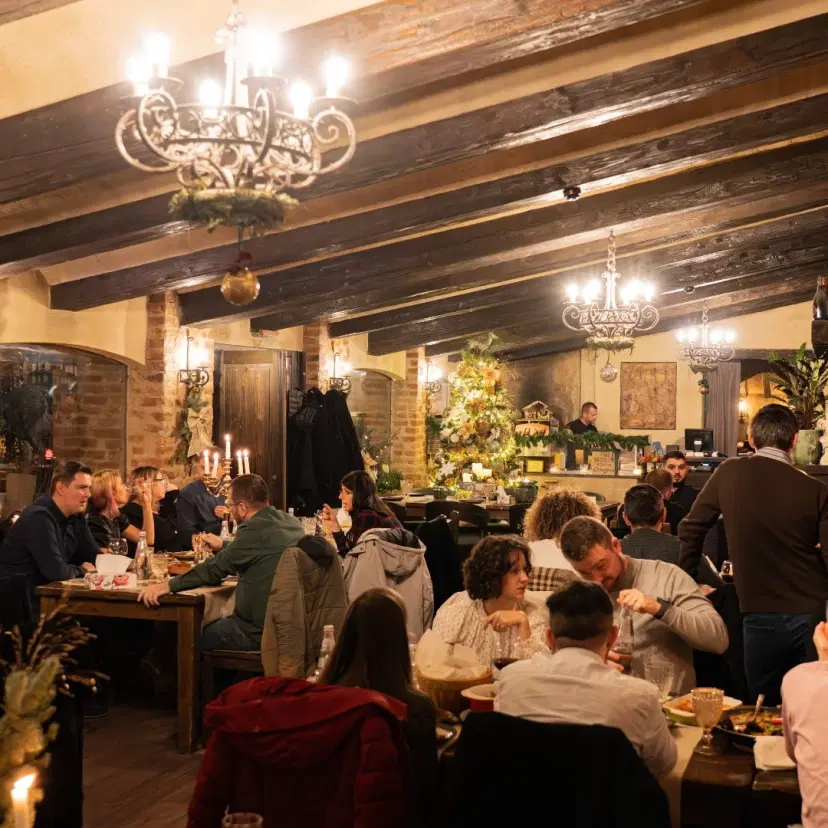 https://honeypot0.s3.amazonaws.com/1704288270717-gallery-DANTINO%20RISTORANTE%20%289%29.webp