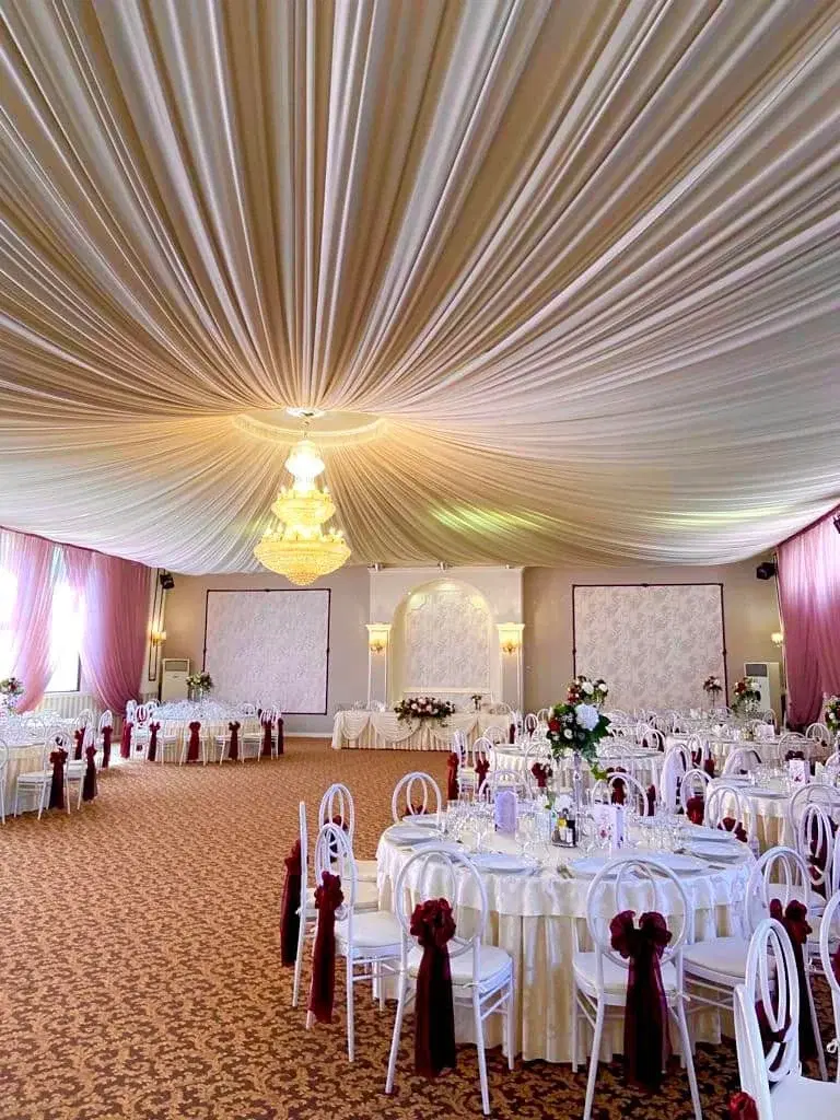 https://honeypot0.s3.amazonaws.com/1704292508642-gallery-COCHET%20BALLROOM%20%288%29.webp