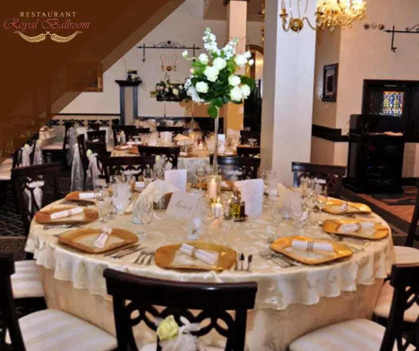 https://honeypot0.s3.amazonaws.com/1704294405442-gallery-ROYAL%20BALLROOM%20%285%29.webp