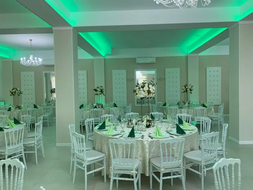 https://honeypot0.s3.amazonaws.com/1704299408064-gallery-SPLENDOR%20EVENTS%20%284%29.webp