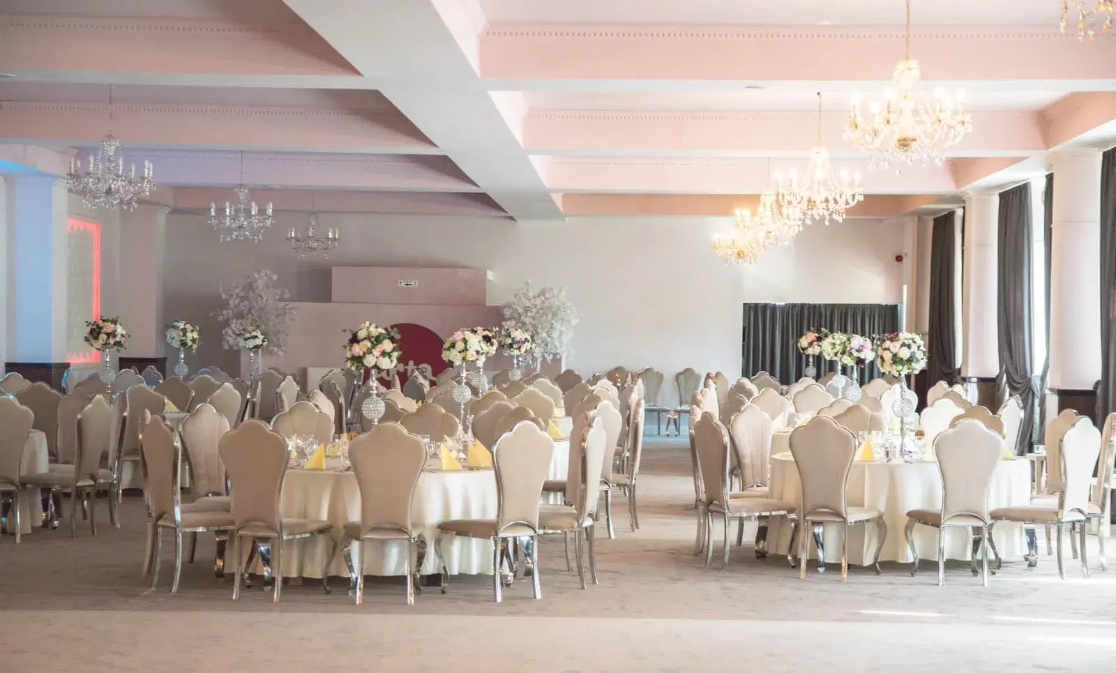 Arta Hotel