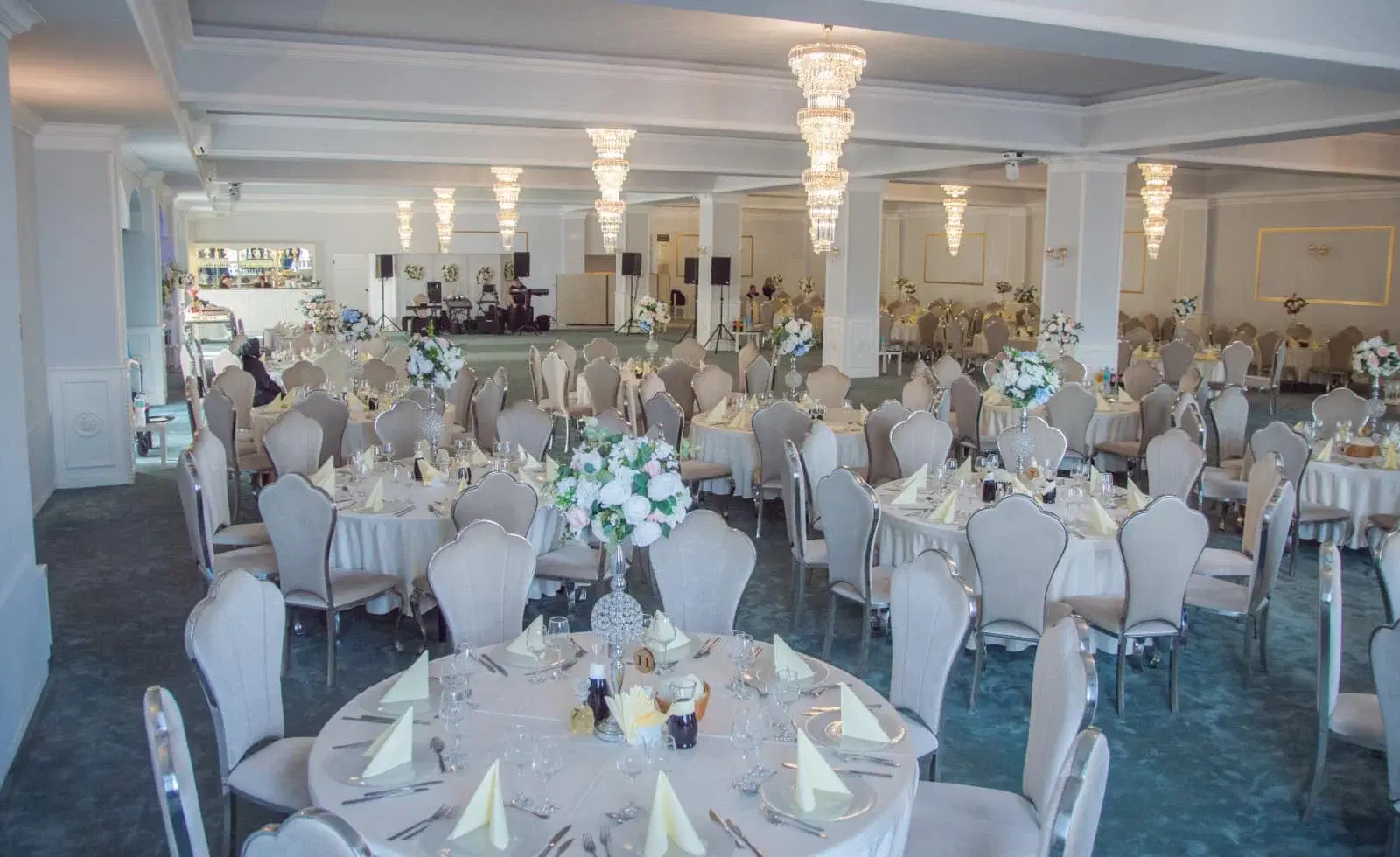 Arta Hotel