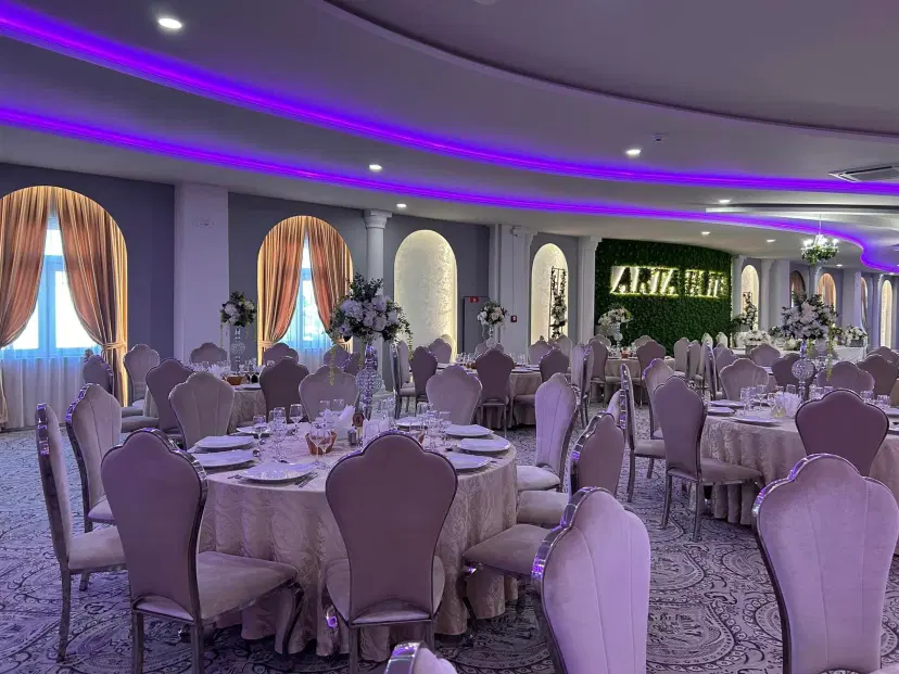 https://honeypot0.s3.amazonaws.com/1704355227113-gallery-ARTA%20HOTEL%20%2812%29.webp