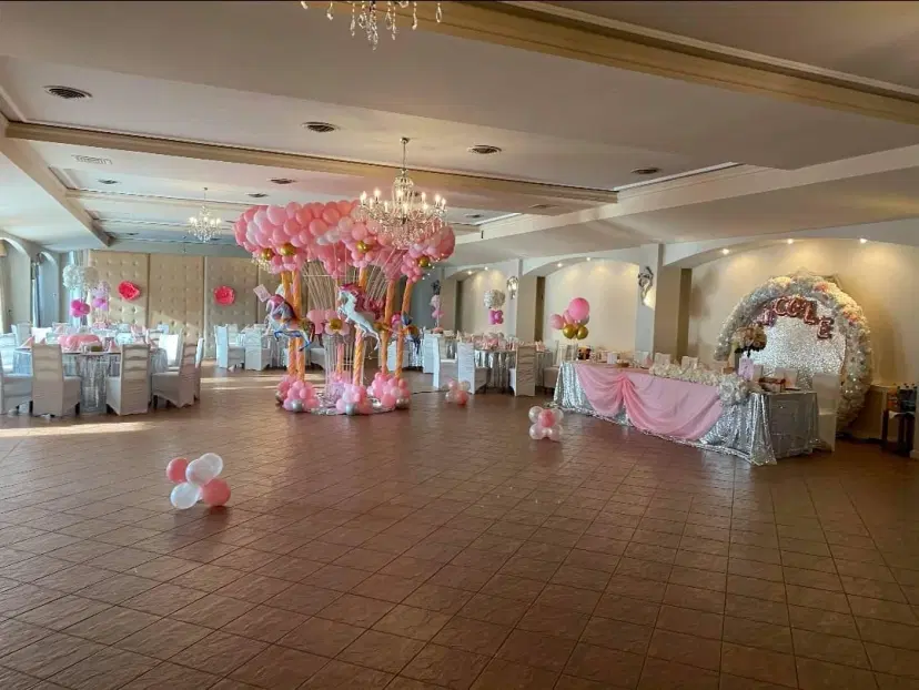 https://honeypot0.s3.amazonaws.com/1704362331879-gallery-RESTAURANT%20VALAHIA%20%281%29.webp