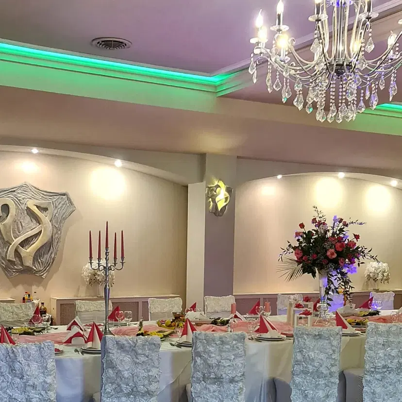 https://honeypot0.s3.amazonaws.com/1704362337258-gallery-RESTAURANT%20VALAHIA%20%287%29.webp