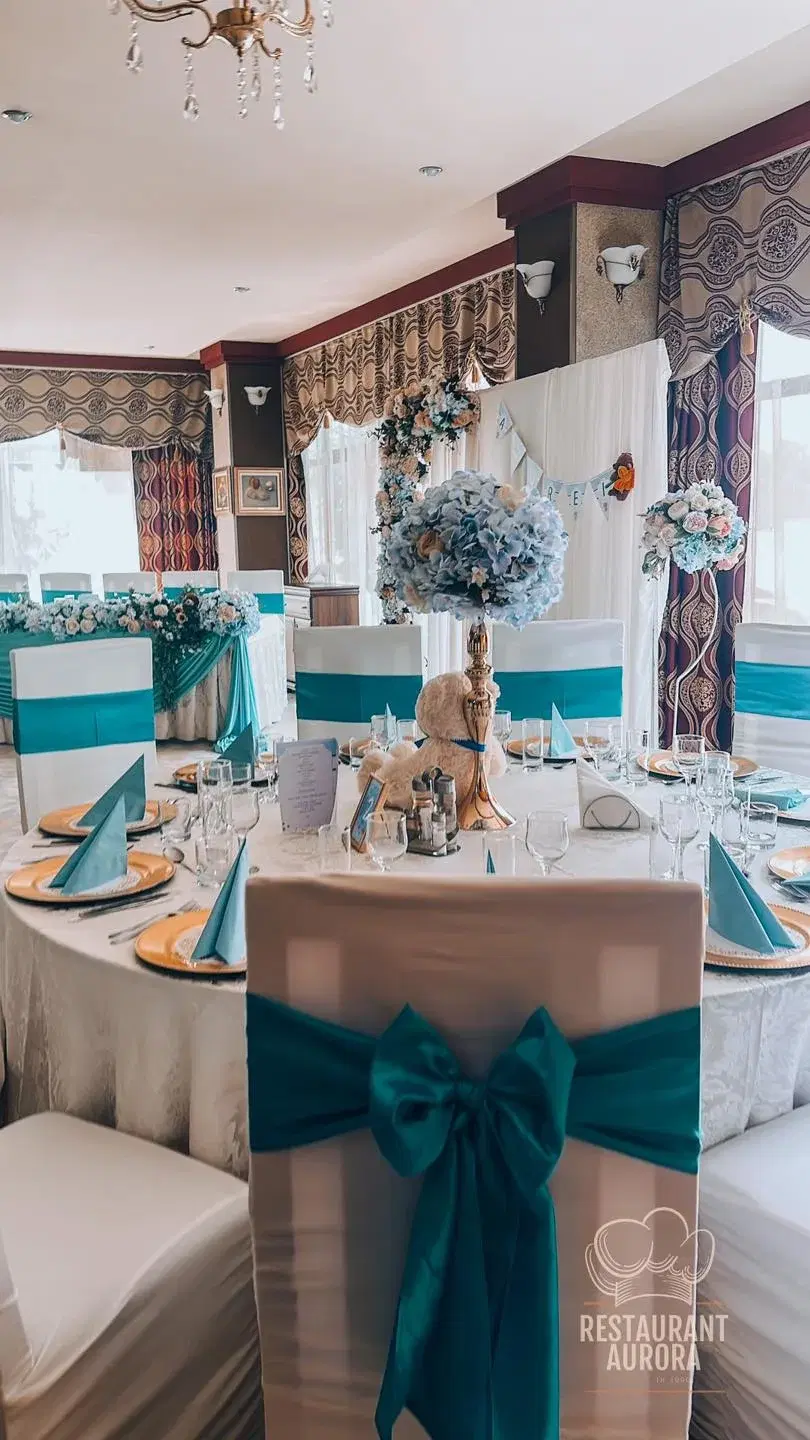 https://honeypot0.s3.amazonaws.com/1704366619975-gallery-RESTAURANT%20%20Aurora%20%284%29.webp