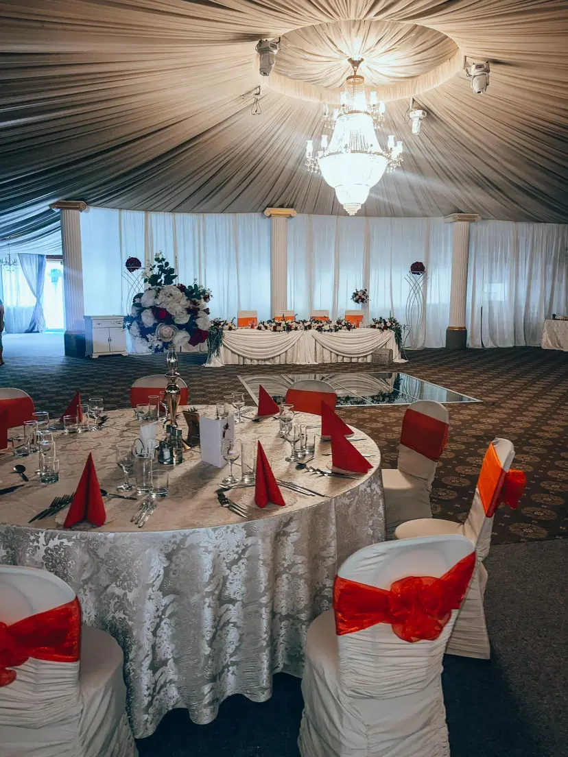 https://honeypot0.s3.amazonaws.com/1704366622592-gallery-RESTAURANT%20%20Aurora%20%287%29.webp