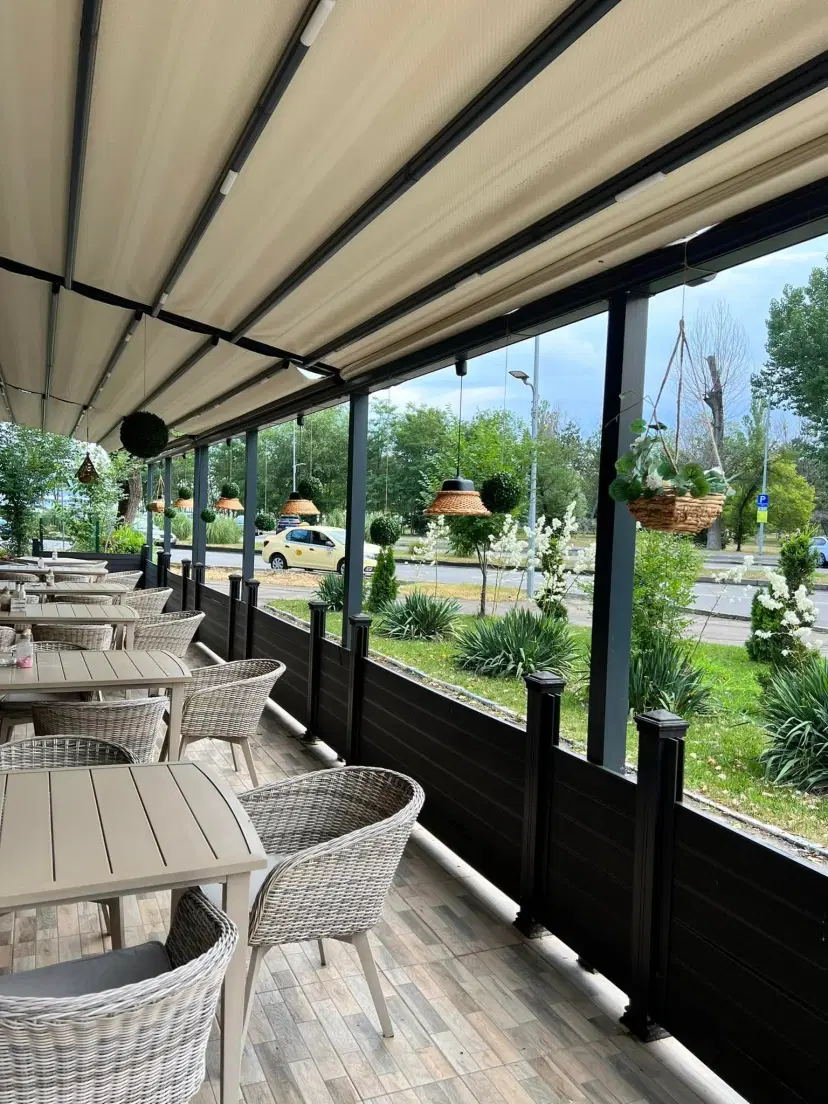 https://honeypot0.s3.amazonaws.com/1704810784317-gallery-HOTEL%20PARC%20MAMAIA%20%288%29.webp