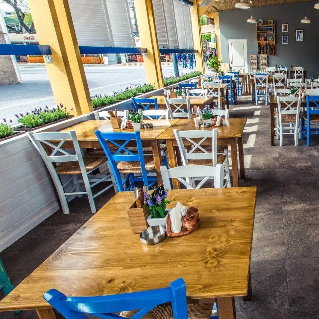 Nikos Greek Taverna