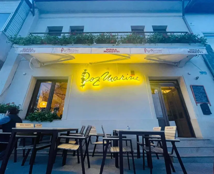 https://honeypot0.s3.amazonaws.com/1704892228780-gallery-RESTAURANT%20ROZMARINE%20%284%29.webp