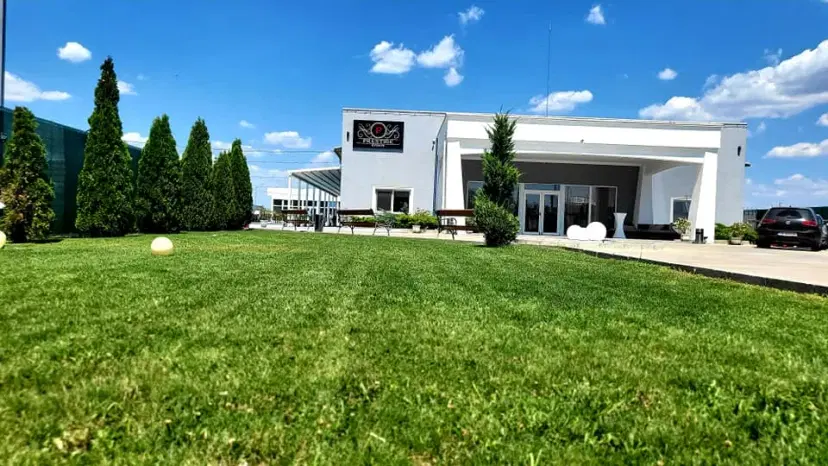 https://honeypot0.s3.amazonaws.com/1704917941945-gallery-prestige-events%20%285%29.webp