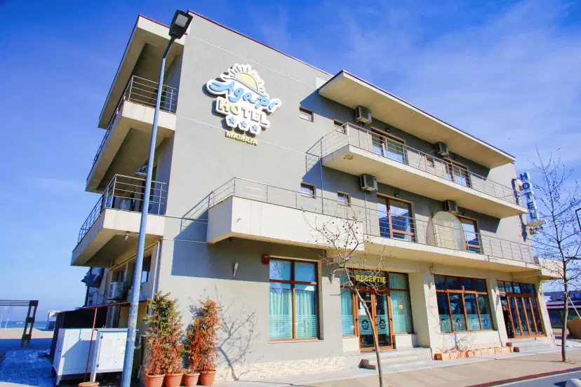 https://honeypot0.s3.amazonaws.com/1704968596553-gallery-HOTEL%20AGAPI%20%286%29.webp
