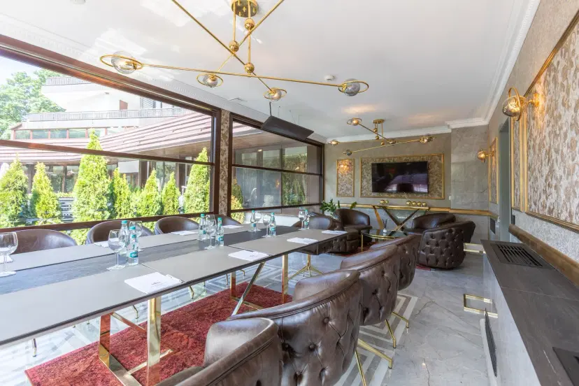 https://honeypot0.s3.amazonaws.com/1705260455670-gallery-hotel-alpin%20%282%29.webp
