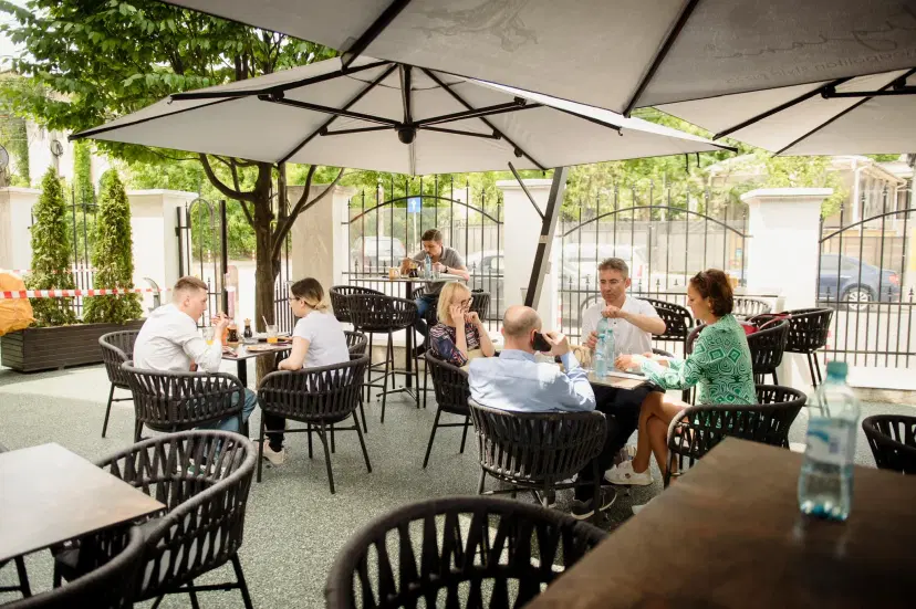 https://honeypot0.s3.amazonaws.com/1705565640109-gallery-RESTAURANT%20PARTIGIANO%20%20%286%29.webp