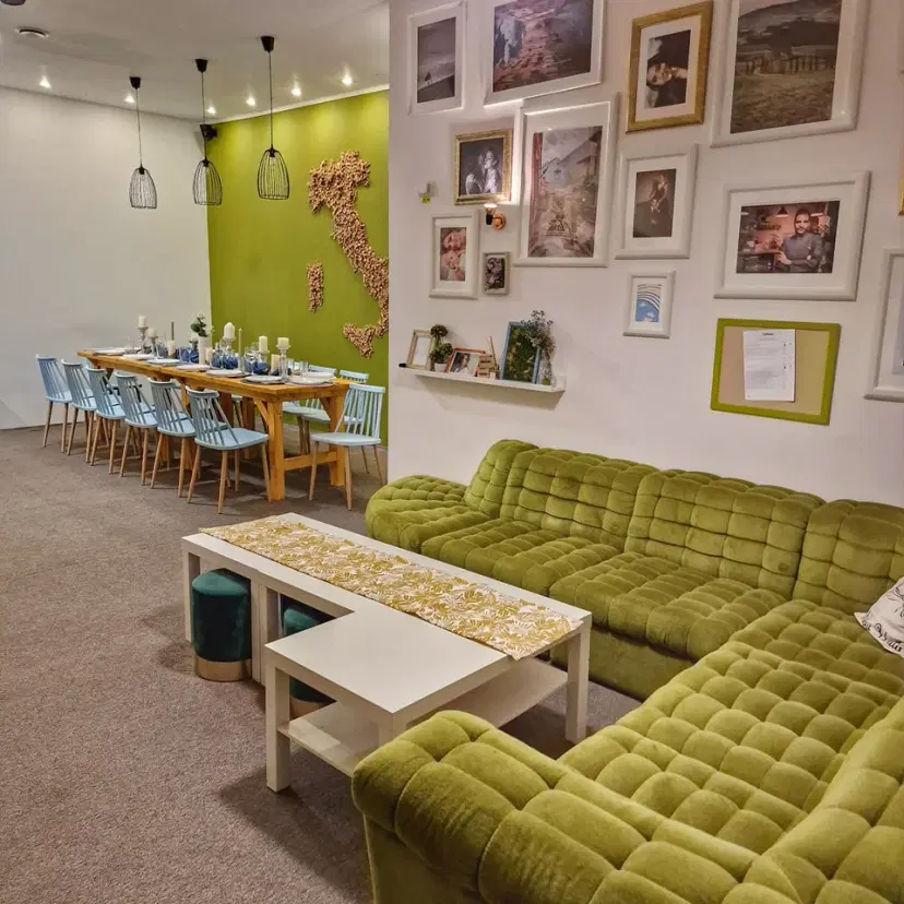 https://honeypot0.s3.amazonaws.com/1706087642429-gallery-IL%20CLASSICO%20%20%283%29.webp