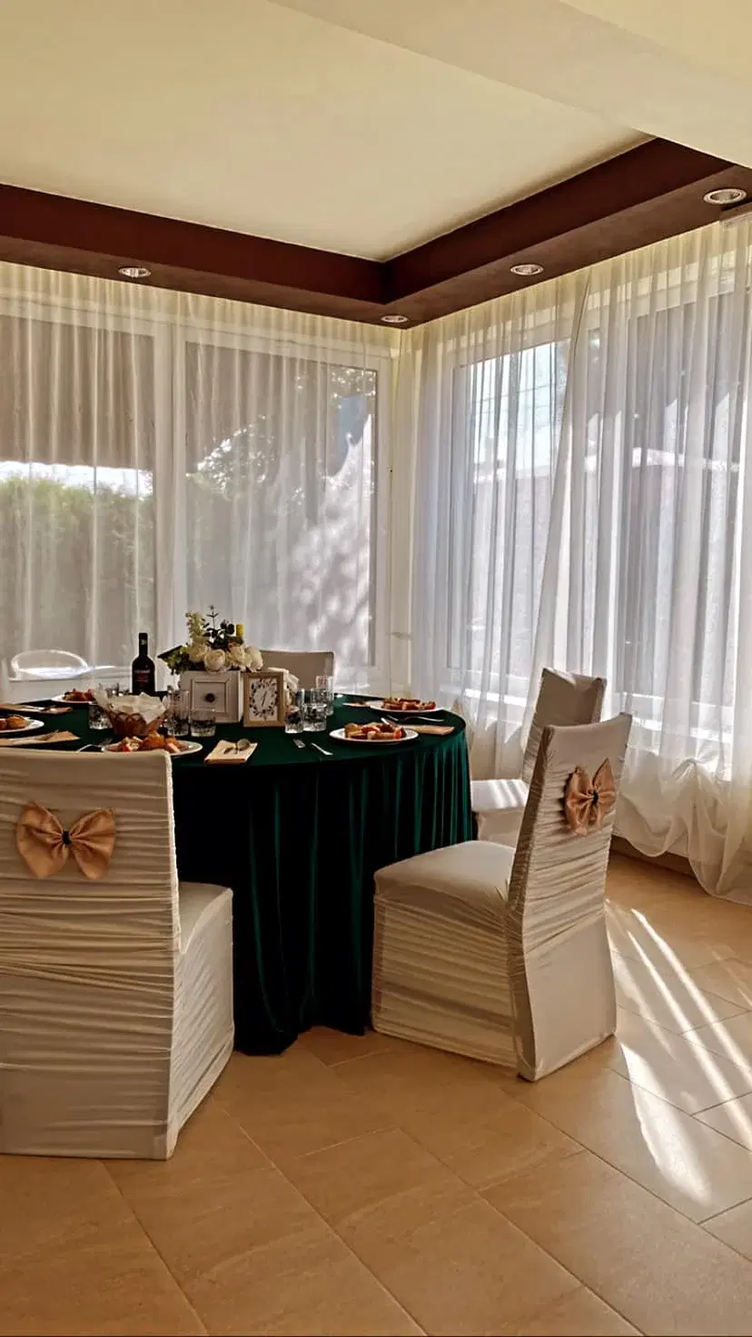 https://honeypot0.s3.amazonaws.com/1706614621443-gallery-RESTAURANT%20CORION%20%20%282%29.webp