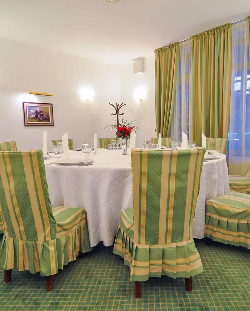 https://honeypot0.s3.amazonaws.com/1706705480733-gallery-HOTEL%20MARIA%20%20%288%29.webp
