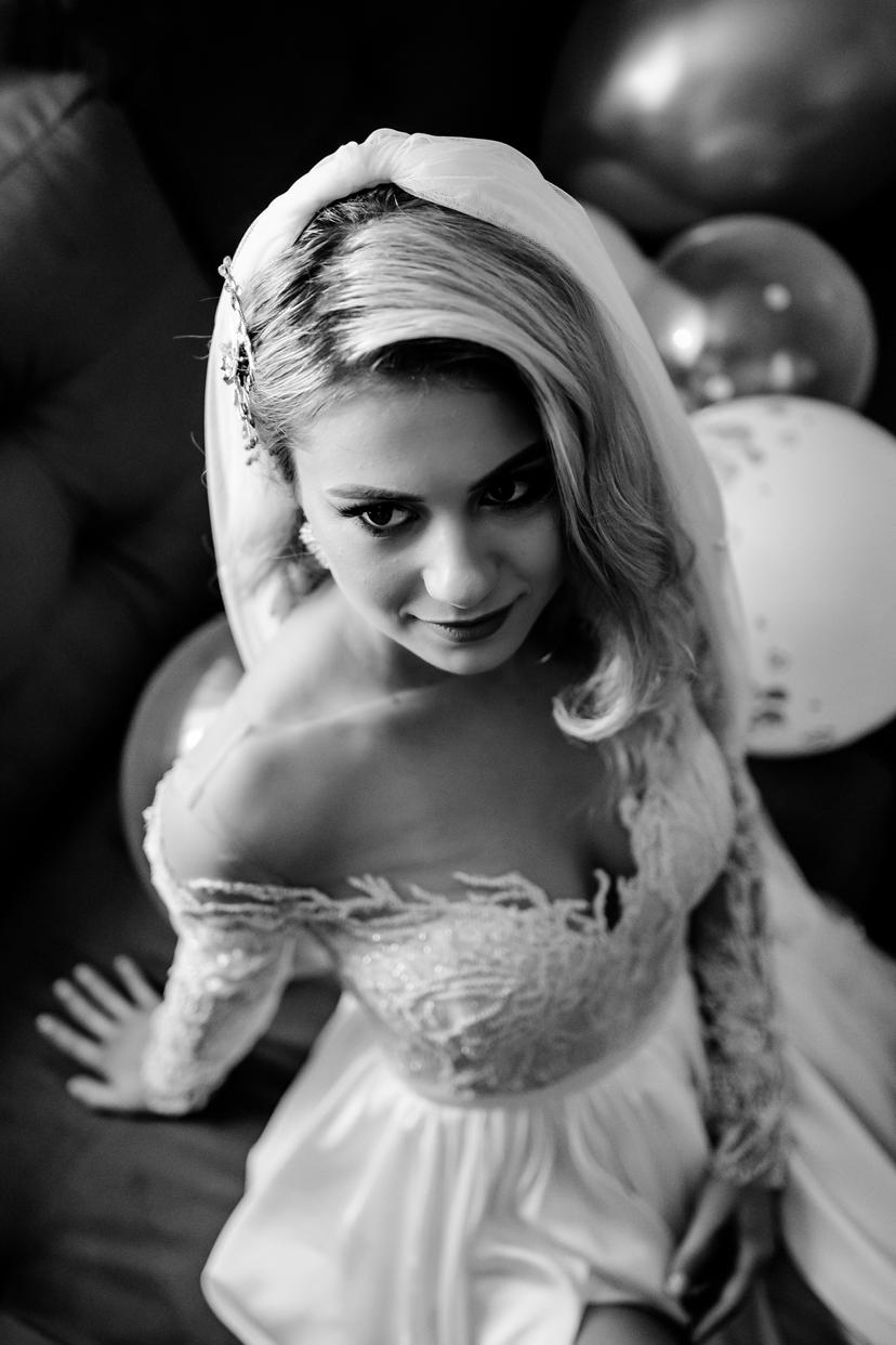 https://honeypot0.s3.amazonaws.com/albumImages/1746090483174-albumImages-DSC04743-2.jpg