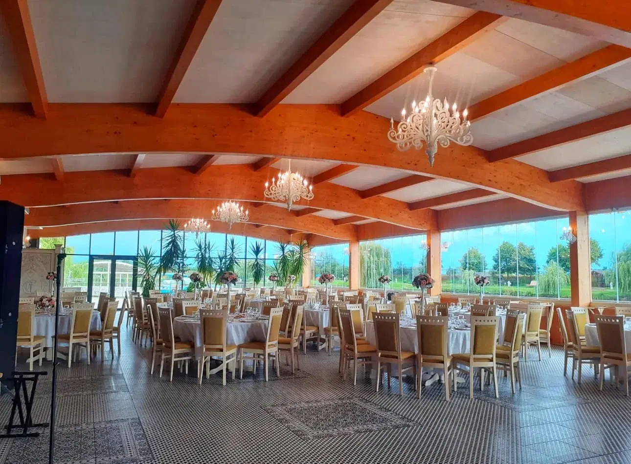 Camelot Resort