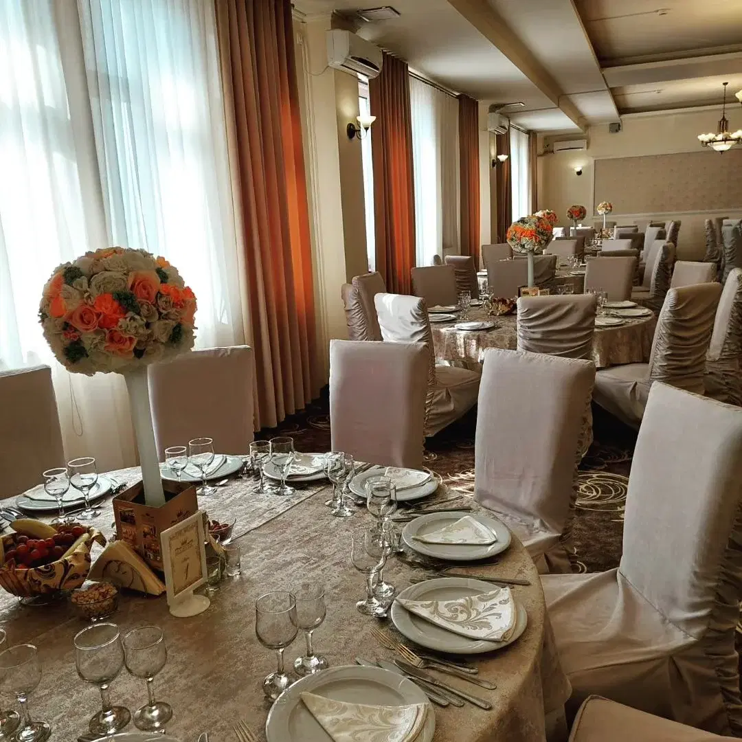 Salon Majestic