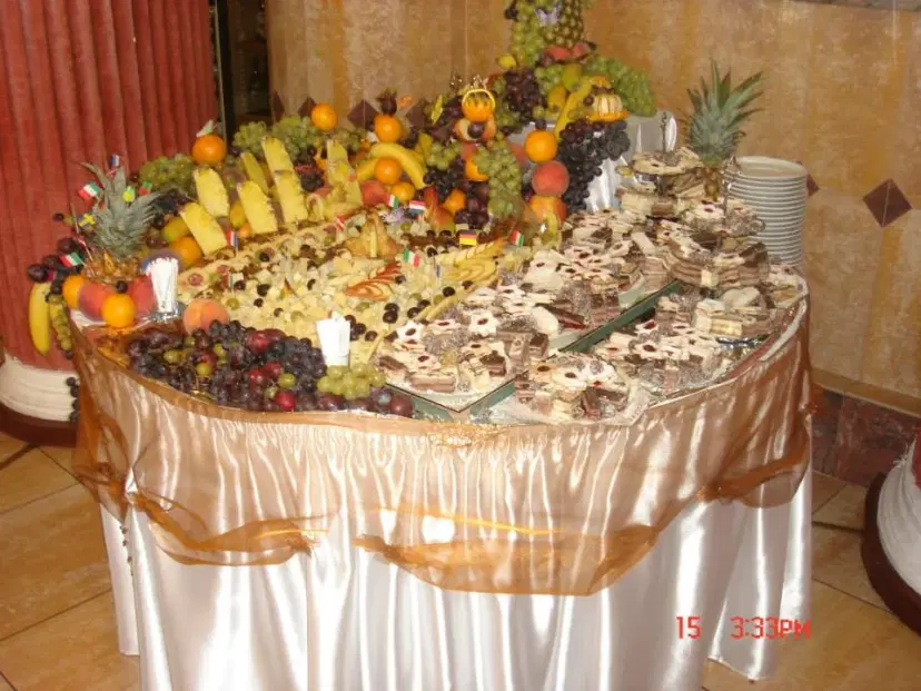 https://honeypot0.s3.amazonaws.com/gallery/1713954199853-gallery-Hotel%20Sugas%20%281%29.webp