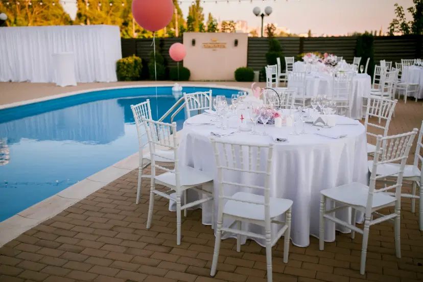 https://honeypot0.s3.amazonaws.com/gallery/1714037278729-gallery-Hotel%20Craiovita%20%285%29.webp