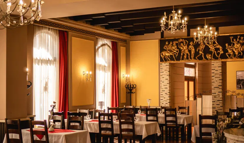 https://honeypot0.s3.amazonaws.com/gallery/1715424643880-gallery-Restaurant%20Casina%20%285%29.webp
