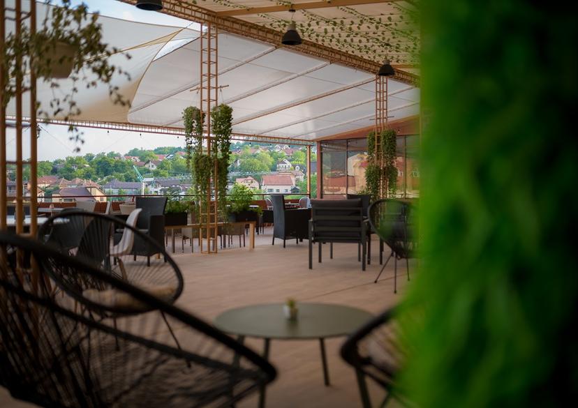 https://honeypot0.s3.amazonaws.com/gallery/1740413925062-gallery-Restaurant%20Heaven%20%281%29.jpg