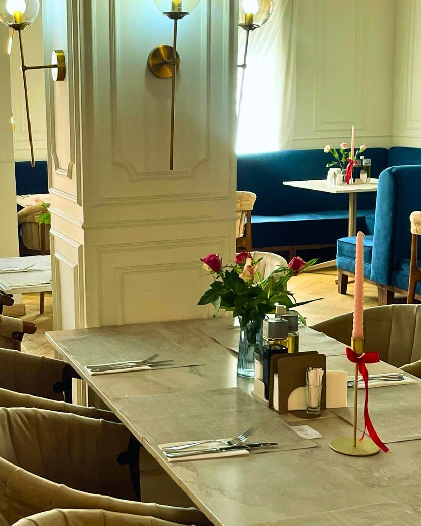 https://honeypot0.s3.amazonaws.com/gallery/1740585686917-gallery-Fusion%20Restaurant%20%286%29.jpg