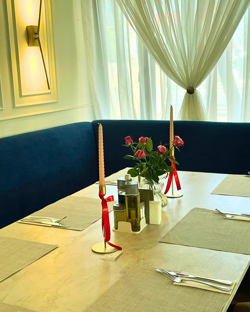 https://honeypot0.s3.amazonaws.com/gallery/1740585687530-gallery-Fusion%20Restaurant%20%287%29.jpg