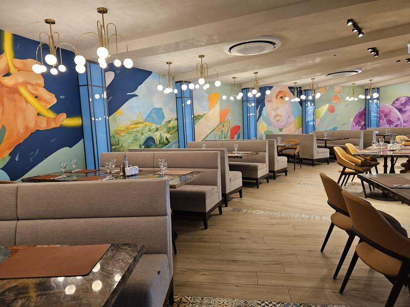 https://honeypot0.s3.amazonaws.com/gallery/1740656738924-gallery-Restaurant%20Intim%20%285%29.jpg
