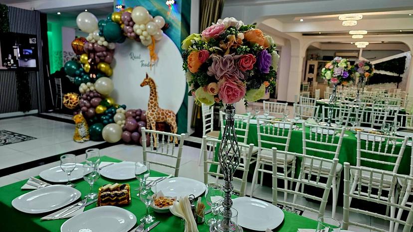 https://honeypot0.s3.amazonaws.com/gallery/1740662099439-gallery-Restaurant%20Moldova%20%287%29.jpg