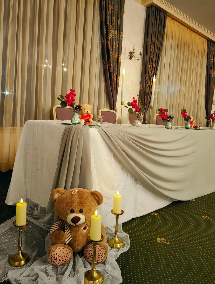https://honeypot0.s3.amazonaws.com/gallery/1740662474490-gallery-Valentino%20Events%20%285%29.jpg