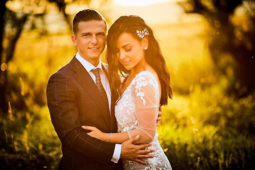 https://honeypot0.s3.amazonaws.com/gallery/1743410765953-gallery-fotografii-nunta-brasov-3.jpg